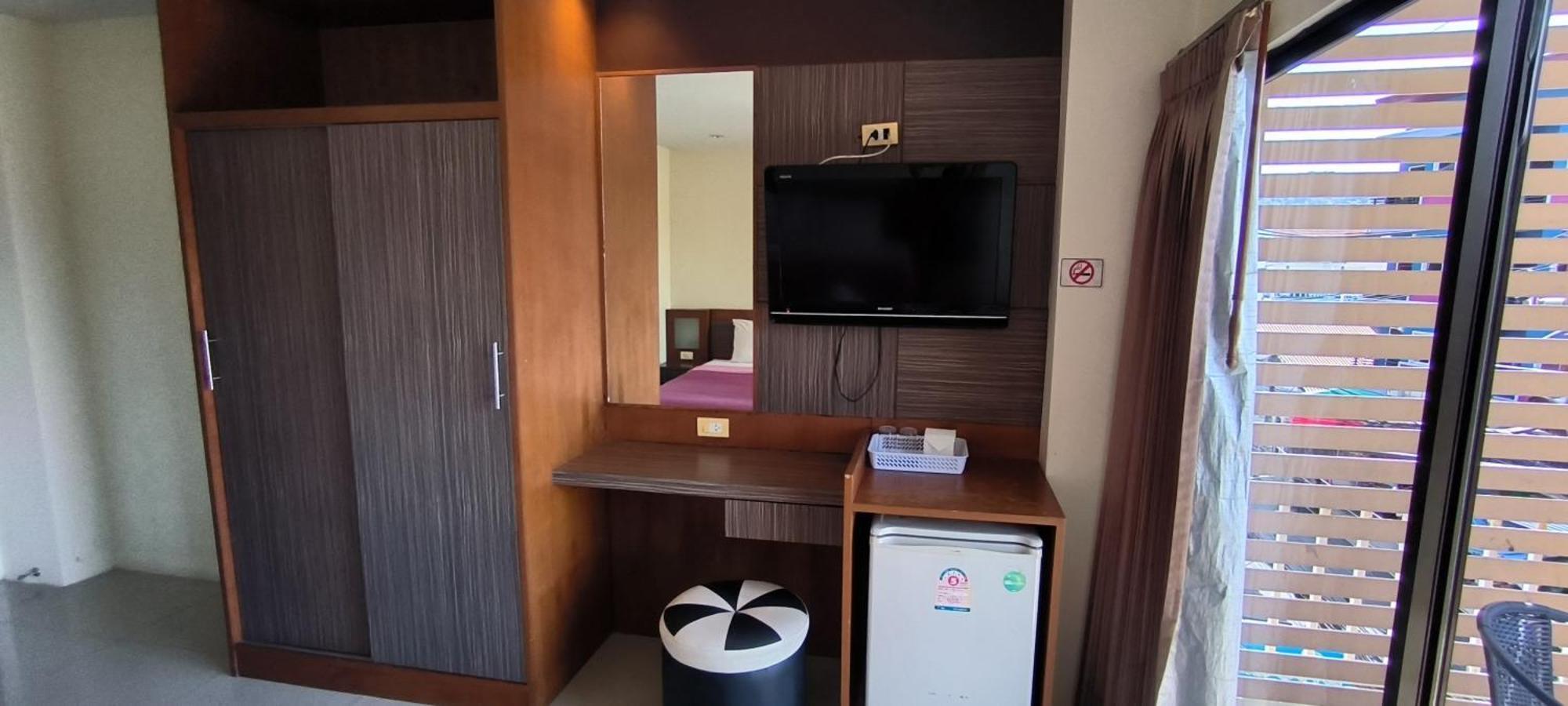 Patong Kanpai Hotel מראה חיצוני תמונה