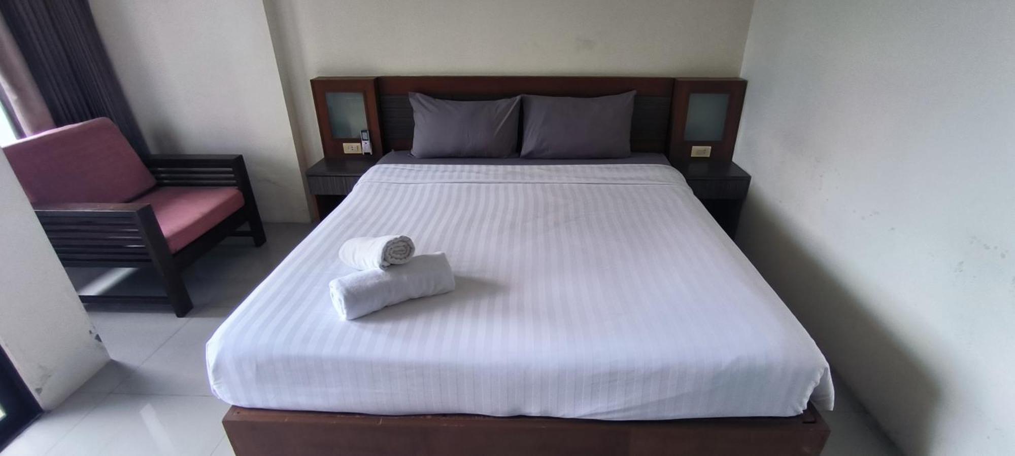 Patong Kanpai Hotel מראה חיצוני תמונה